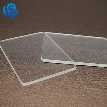 <b>Comparison between quartz glass</b>